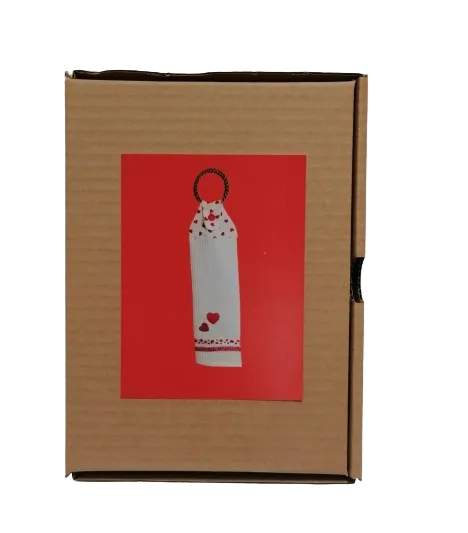 DIY pakket voor 2 gastendoekjes rood / wit met hartjes